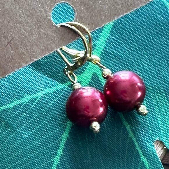BOGO FREE Pink beaded bulb dangly earrings clam clasp - Picture 1 of 4